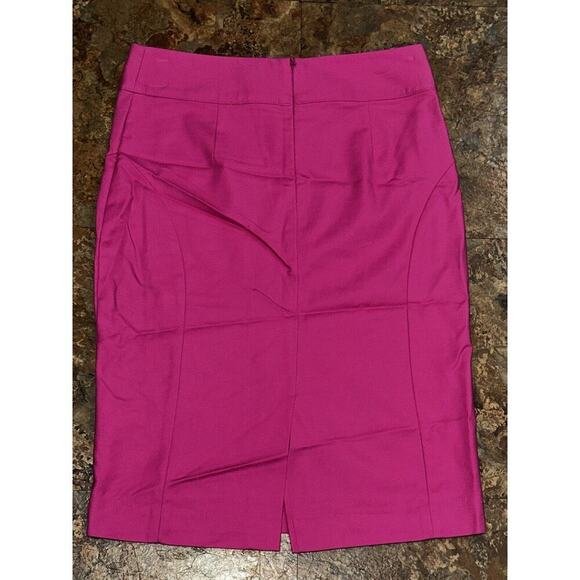 Banana Republic Factory Seamed Pencil Skirt Size 2 Pink - Picture 3 of 9